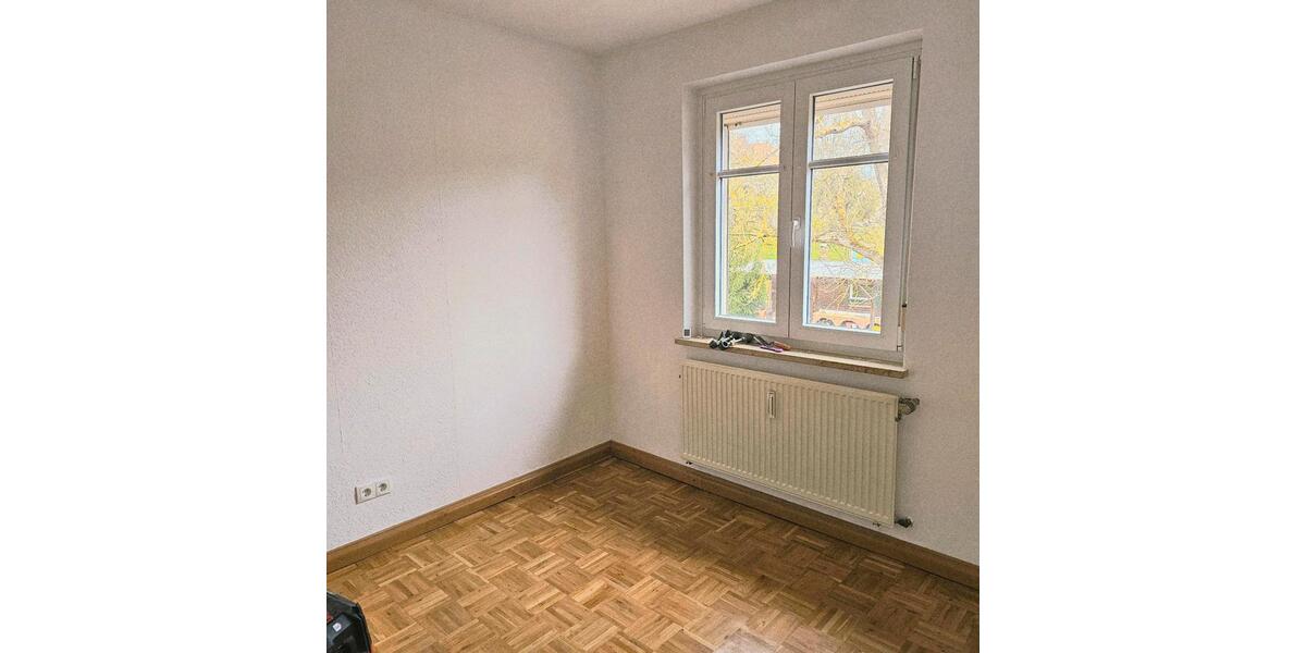 Etagenwohnung Zeil am Main - 4 Zimmer, 90 m&sup2;, 920&euro; | Angebot:26343058