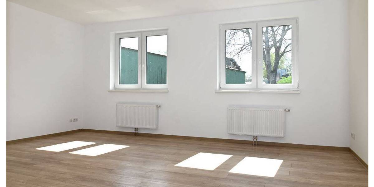 Gewerbeobjekt Stralsund Franken Mitte - 4 Zimmer, 175 m&sup2;, 1.450&euro; | Angebot:25663901