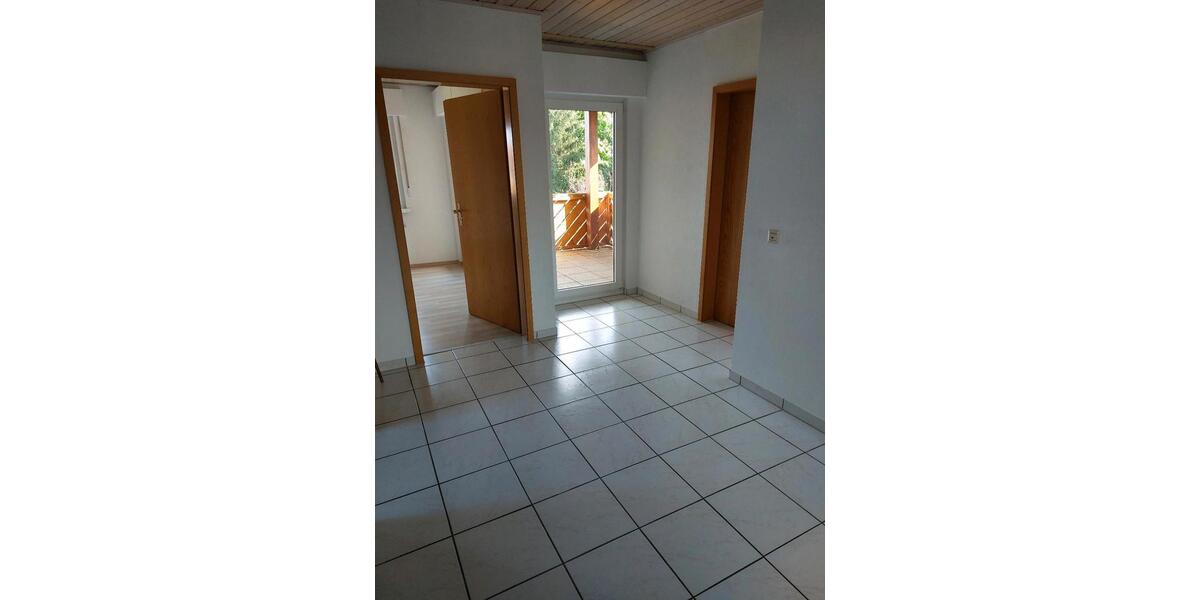 Dachgeschoßwohnung Lauchheim - 3 Zimmer, 92 m&sup2;, 780&euro; | Angebot:24661596