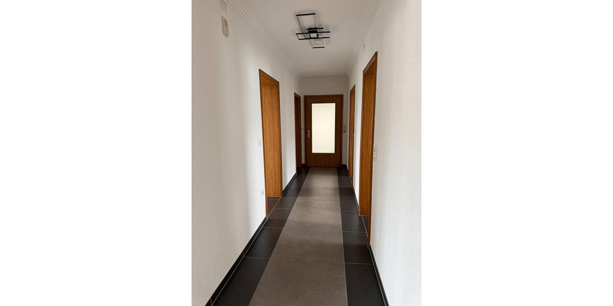 Etagenwohnung Simbach - 4 Zimmer, 97 m&sup2;, 850&euro; | Angebot:25823271