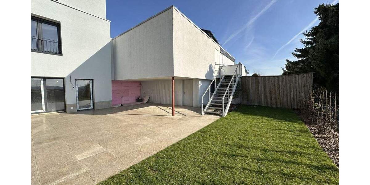 Etagenwohnung Karben Klein-Karben - 4 Zimmer, 170 m&sup2;, 2.050&euro; | Angebot:25665203