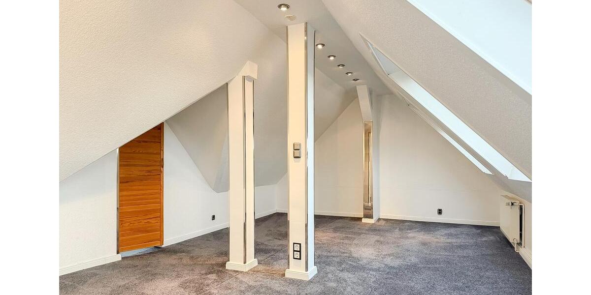 Maisonettenwohnung Düsseldorf Stadtbezirk 5 - 2 Zimmer, 95 m&sup2;, 1.350&euro; | Angebot:26447347
