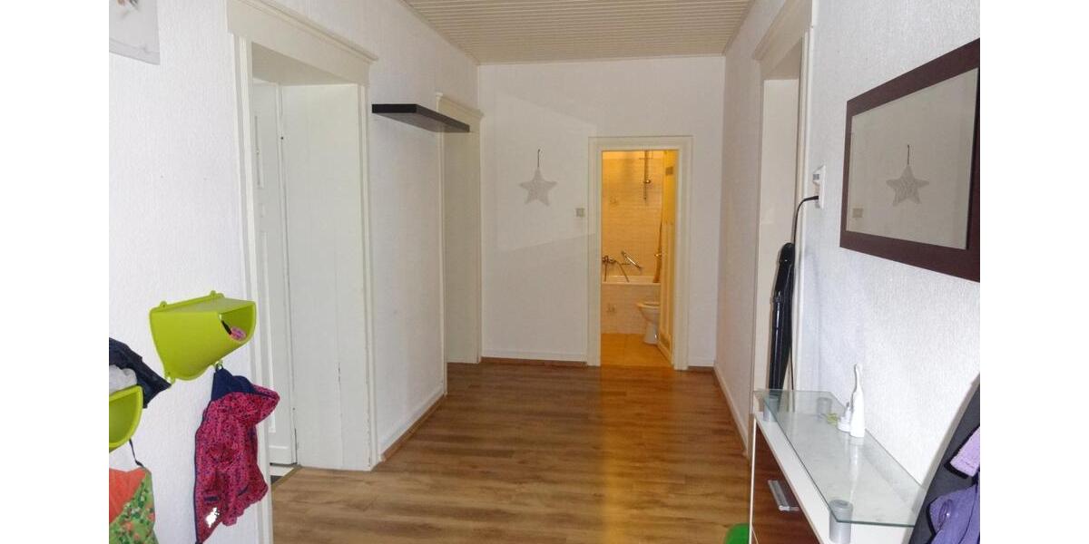 Etagenwohnung Menden (Sauerland) - 4 Zimmer, 100 m&sup2;, 750&euro; | Angebot:26195771