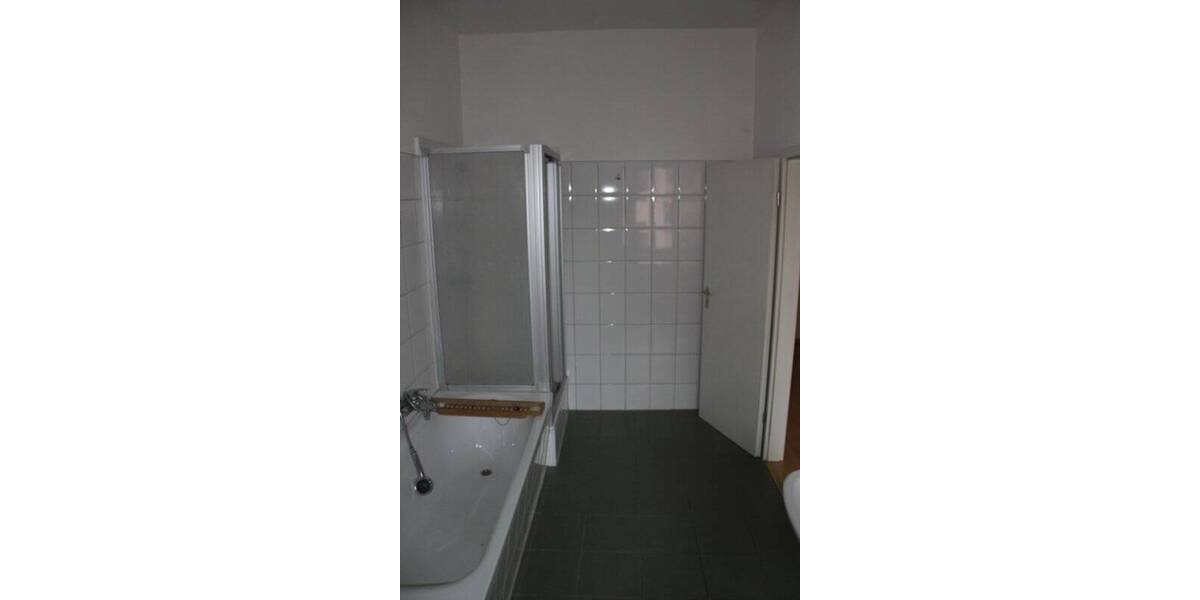 Etagenwohnung Schwerin Weststadt - 2 Zimmer, 67 m&sup2;, 608&euro; | Angebot:26807167
