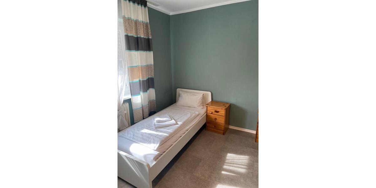 Wohnen auf Zeit Karlsfeld - 1 Zimmer, 20 m&sup2;, 680&euro; | Angebot:26084712