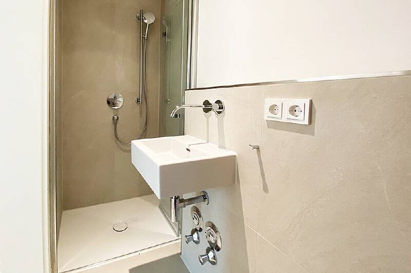 Etagenwohnung München Thalk.Obersendl.-Forsten-Fürstenr.-Solln - 3 Zimmer, 92 m&sup2;, 2.430&euro; | Angebot:25957261