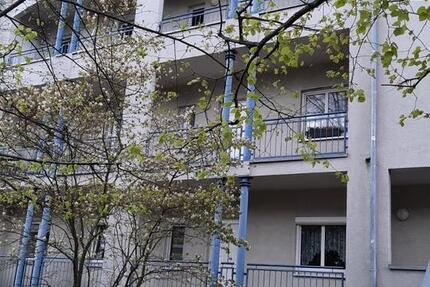 Wohnung Halberstadt - 3 Zimmer, 81 m&sup2;, 486&euro; | Angebot:25178181