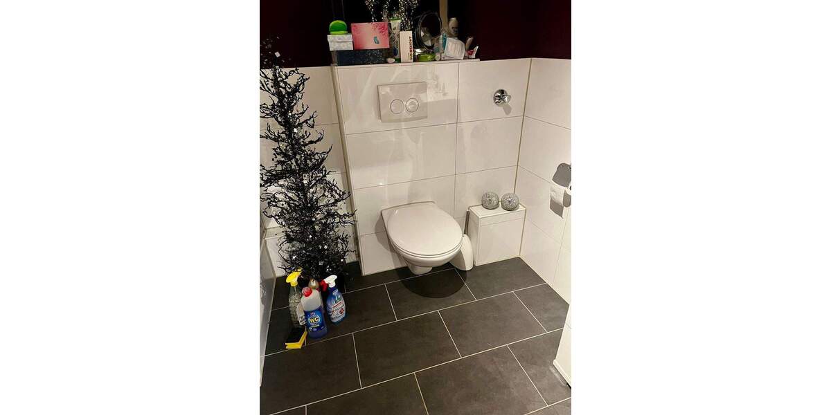 Helle 2-Zimmer-Wohnung mit großer Dachterrasse in ruhigem Haus 2 zimmer