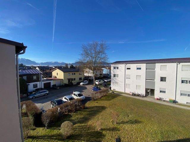 Etagenwohnung Freilassing Hub - 3 Zimmer, 80 m&sup2;, 930&euro; | Angebot:25262379