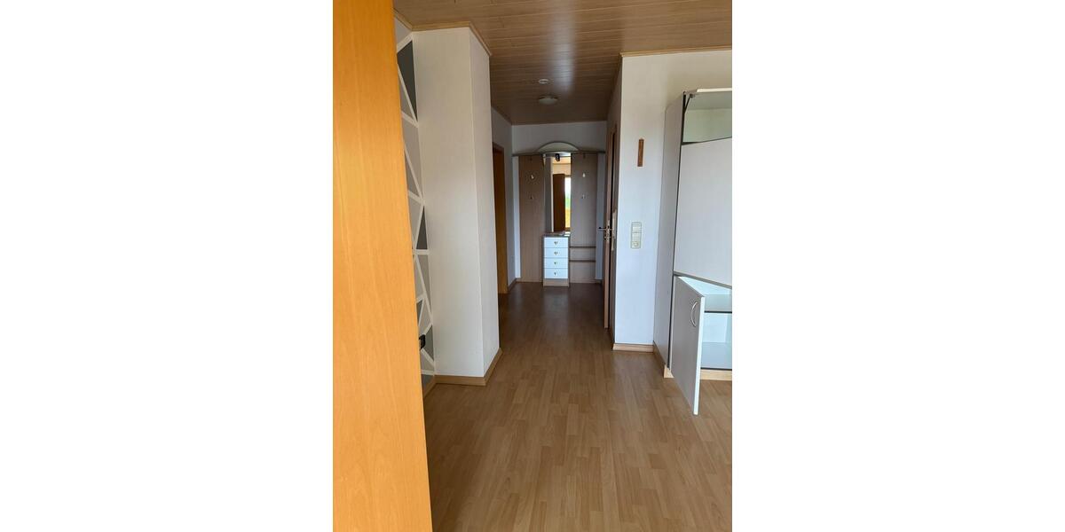 Etagenwohnung Oberzent - 2 Zimmer, 63 m&sup2;, 600&euro; | Angebot:26698330