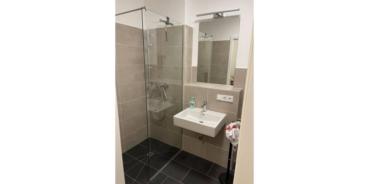 Etagenwohnung Freilassing Oedhof - 2 Zimmer, 62 m&sup2;, 1.295&euro; | Angebot:26641888