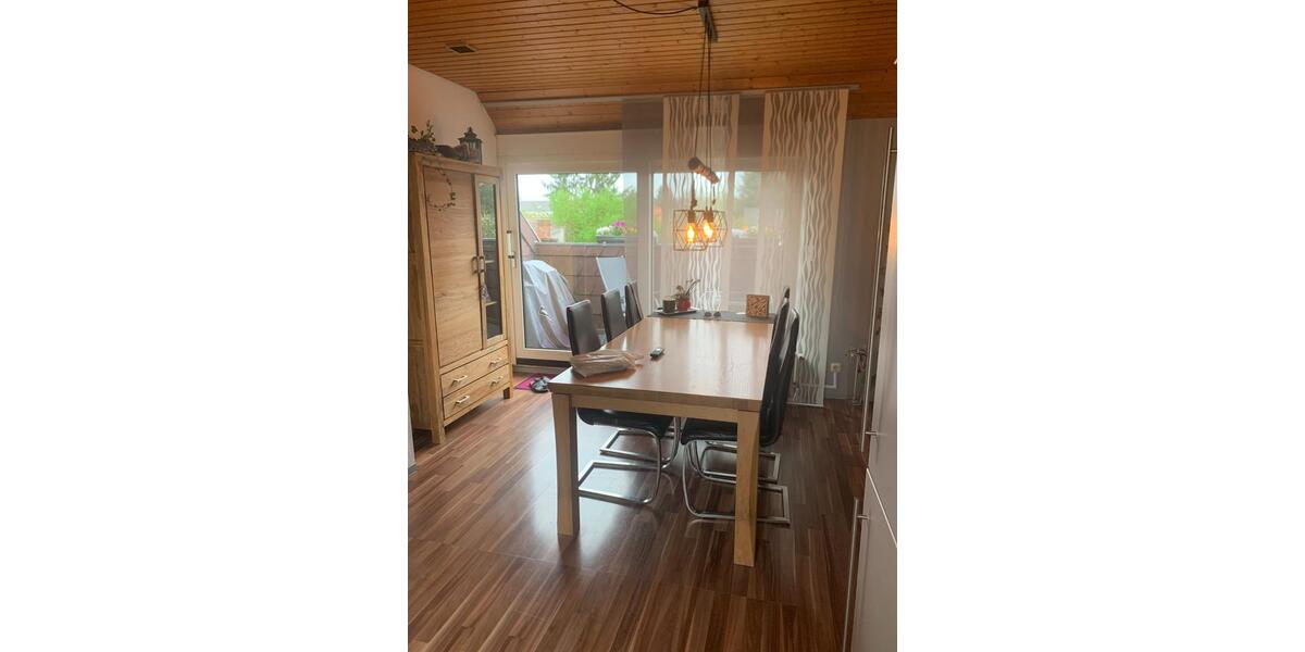 Dachgeschoßwohnung Kirkel - 4.5 Zimmer, 110 m&sup2;, 950&euro; | Angebot:24496811