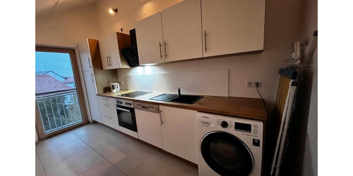 Dachgeschoßwohnung Ingolstadt Nordost - 1 Zimmer, 65 m&sup2;, 1.050&euro; | Angebot:26014448