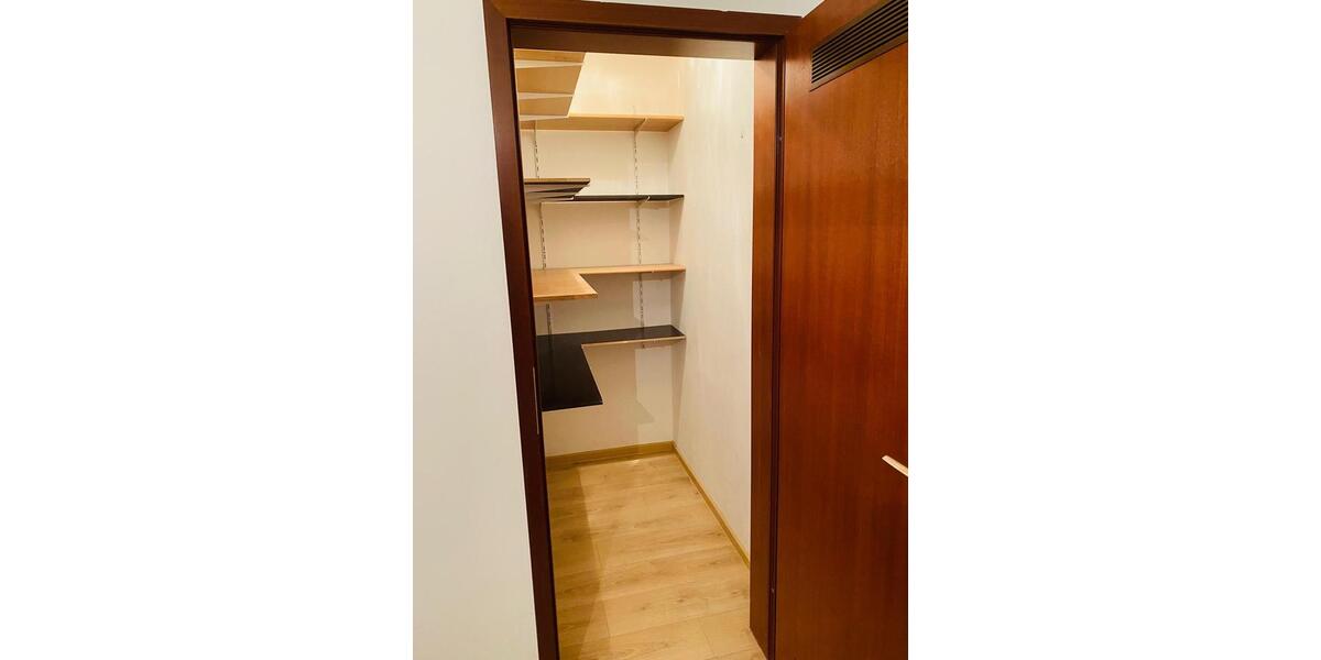Etagenwohnung Marktredwitz - 4 Zimmer, 110 m&sup2;, 950&euro; | Angebot:26090306