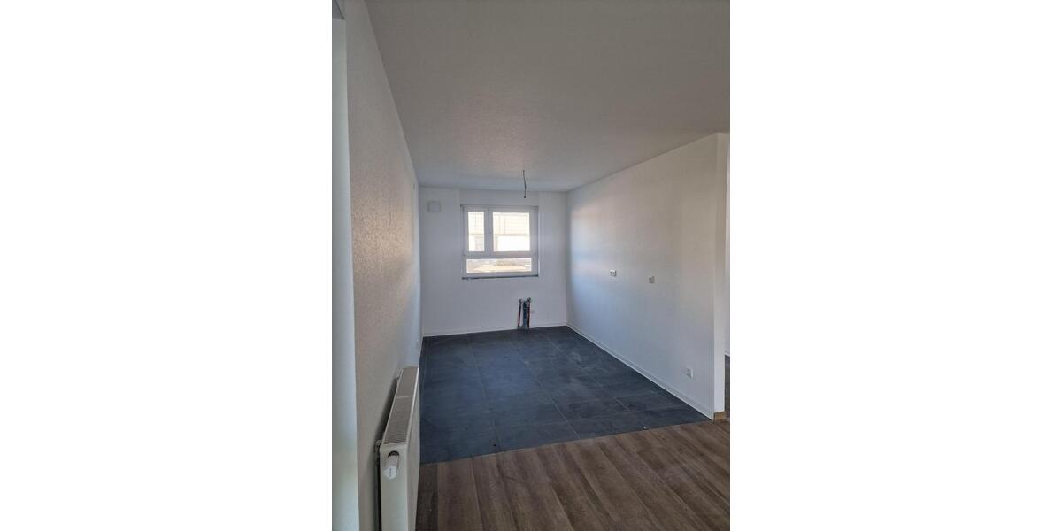 Reihenhaus Oberndorf am Neckar - 4 Zimmer, 132 m&sup2;, 1.350&euro; | Angebot:23555092