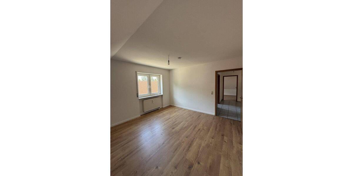 Etagenwohnung Lichtenau - 3 Zimmer, 77 m&sup2;, 925&euro; | Angebot:26820853