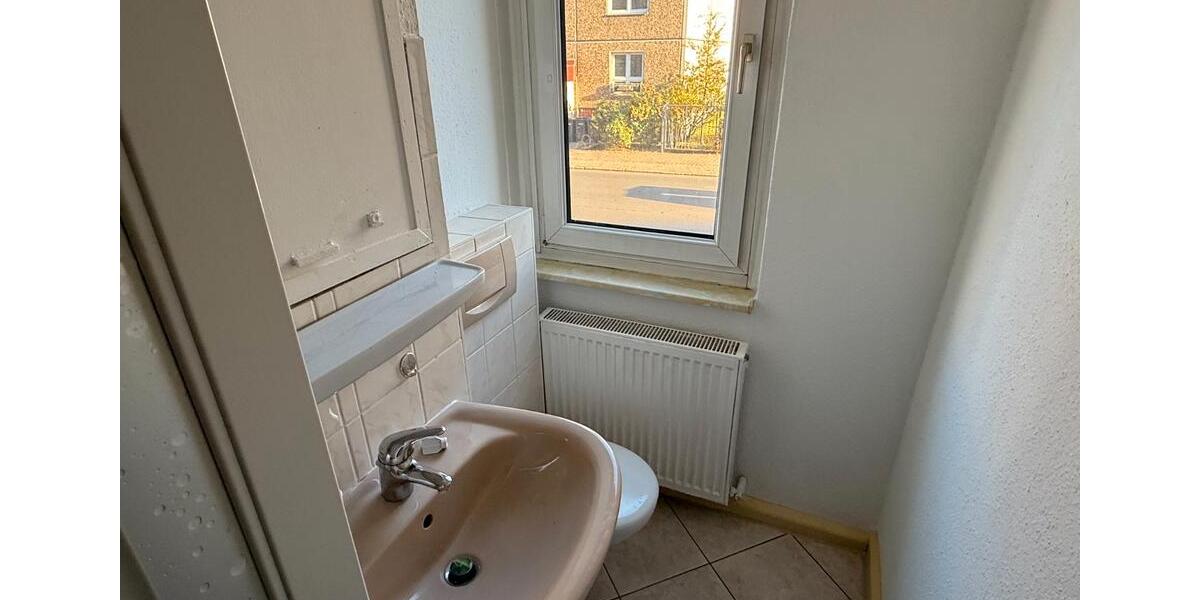 Erdgeschoßwohnung Demmin - 1 Zimmer, 37 m&sup2;, 280&euro; | Angebot:26705595