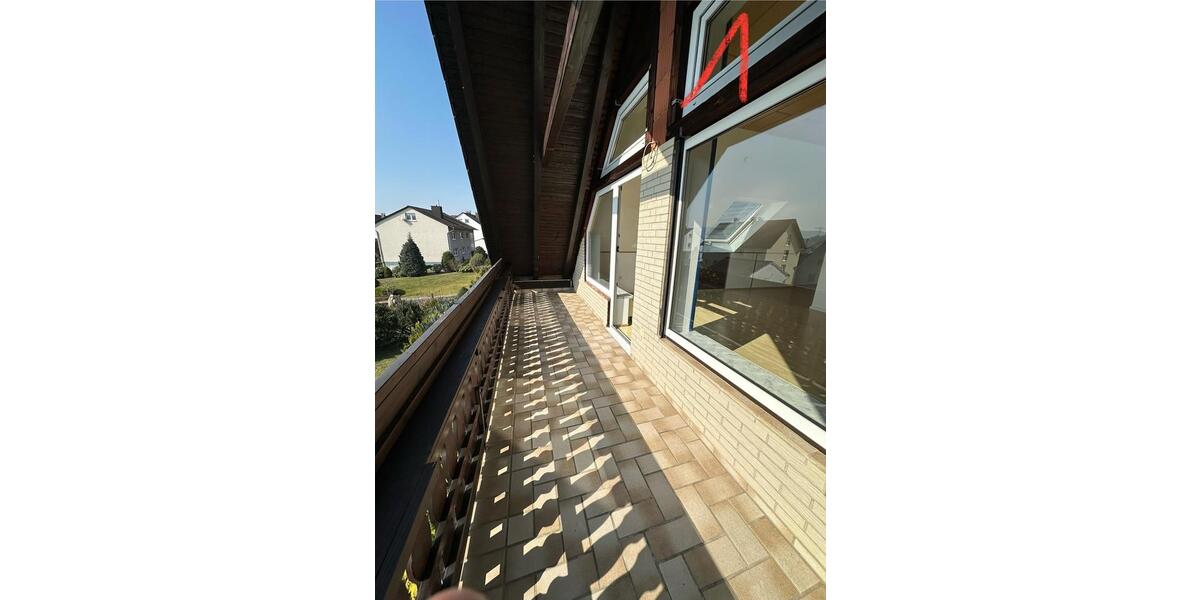 Dachgeschoßwohnung Bebra - 3 Zimmer, 100 m&sup2;, 780&euro; | Angebot:24753647