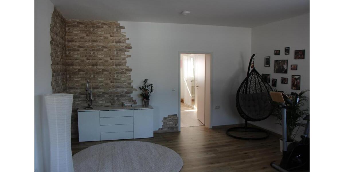 Etagenwohnung Selbitz - 2 Zimmer, 82 m&sup2;, 650&euro; | Angebot:26516745