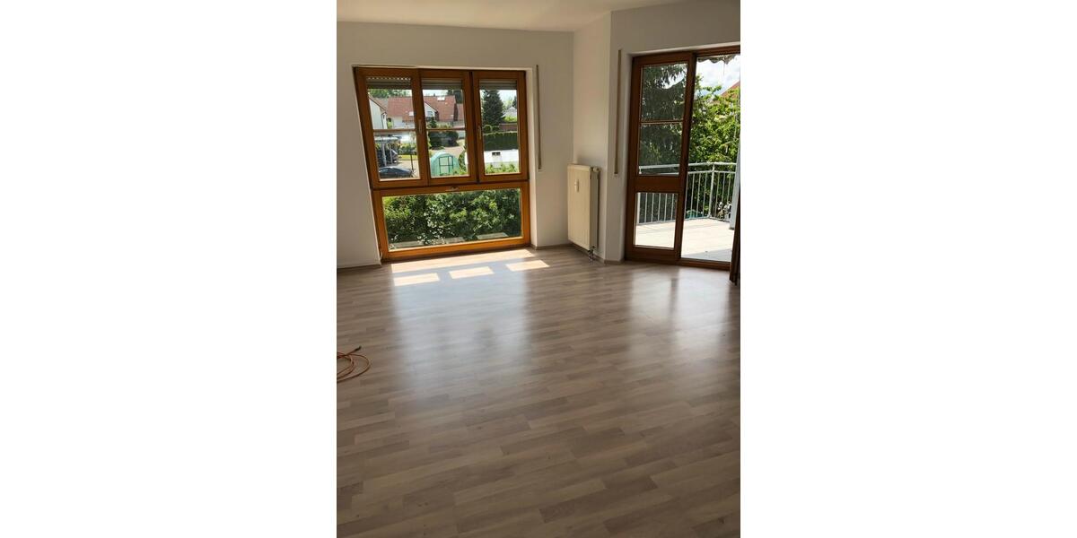 Dachgeschoßwohnung Pfullendorf - 3 Zimmer, 89 m&sup2;, 910&euro; | Angebot:26464813