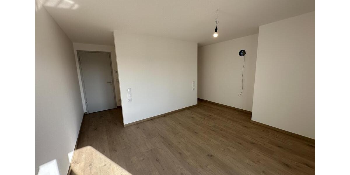 Erdgeschoßwohnung Karben - 3 Zimmer, 161 m&sup2;, 1.935&euro; | Angebot:25384232