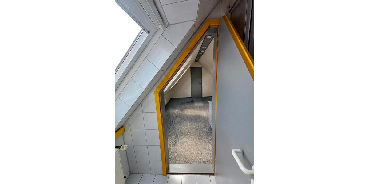 Dachgeschoßwohnung Fürstenau - 3 Zimmer, 77 m&sup2;, 710&euro; | Angebot:24842288