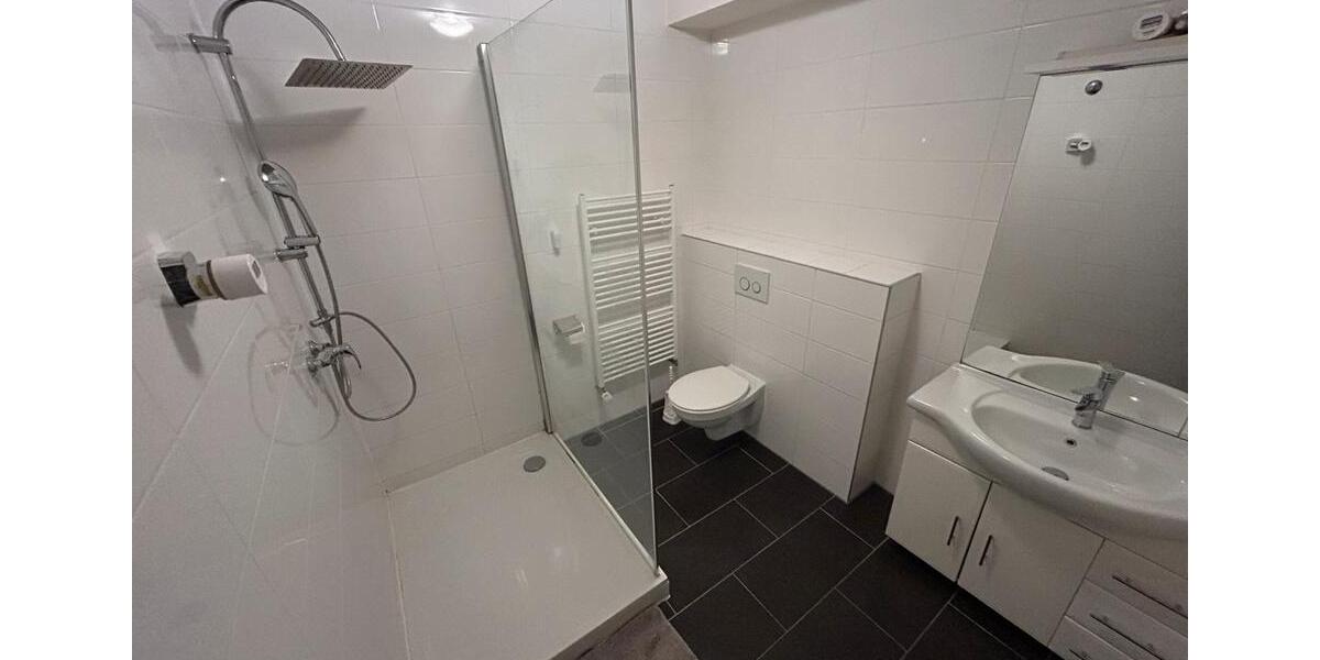 Erdgeschoßwohnung Weinstadt - 3 Zimmer, 83 m&sup2;, 1.200&euro; | Angebot:26593068