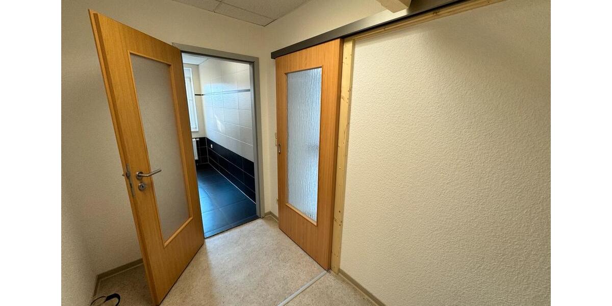 Etagenwohnung Arnstein - 3 Zimmer, 70 m&sup2;, 350&euro; | Angebot:25403587