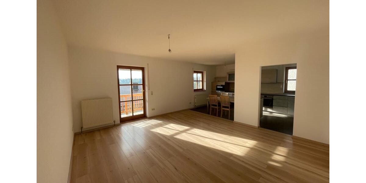 Geräumige, helle Doppelhaushälfte, ruhige Lage 6 zimmer