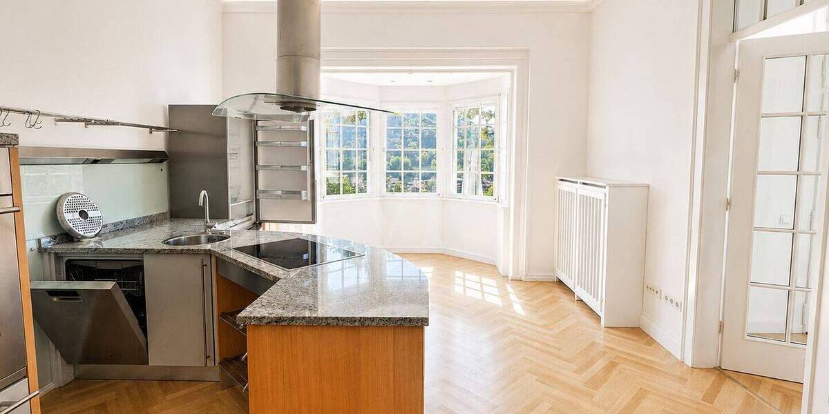 Etagenwohnung Heidelberg Neuenheim - 4 Zimmer, 110 m&sup2;, 2.800&euro; | Angebot:25742309
