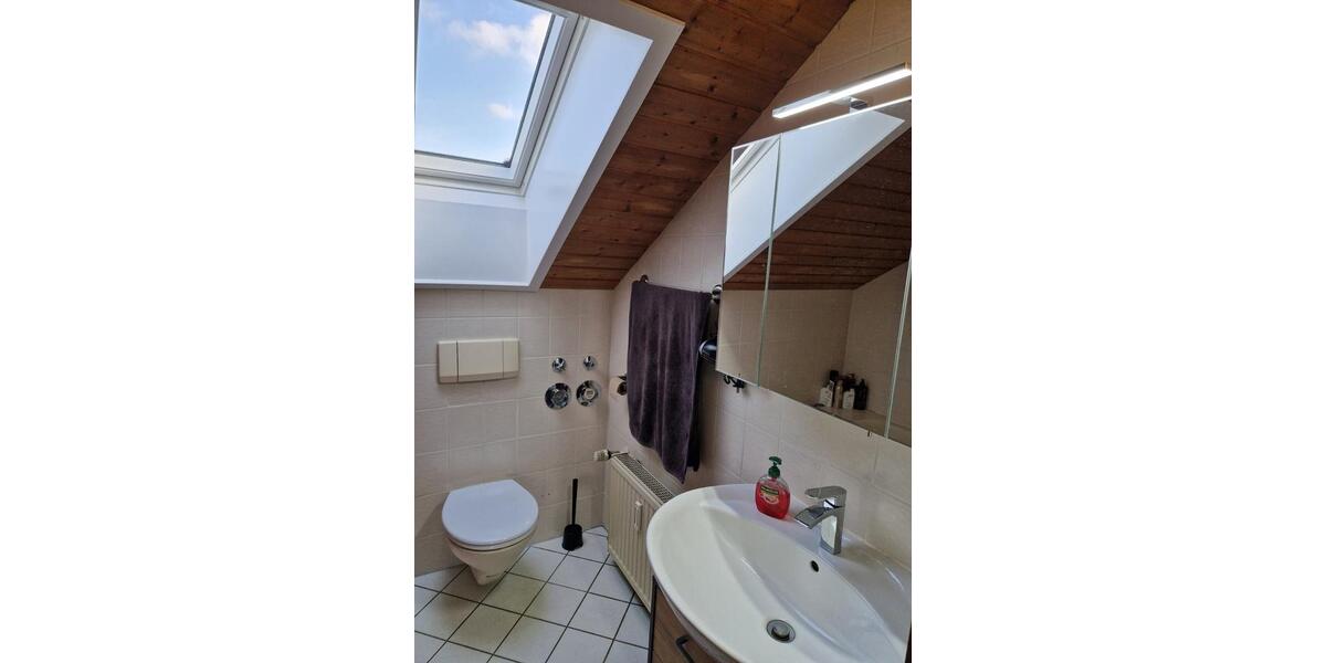 Dachgeschoßwohnung Oberteuringen - 3.5 Zimmer, 85 m&sup2;, 950&euro; | Angebot:25963169