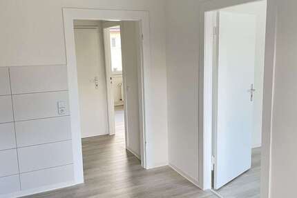 Wohnung Magdeburg Fermersleben - 2 Zimmer, 46 m&sup2;, 300&euro; | Angebot:27687145