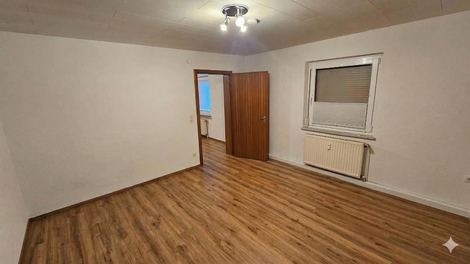 Erdgeschoßwohnung Kronach - 1 Zimmer, 80 m&sup2;, 660&euro; | Angebot:25990571