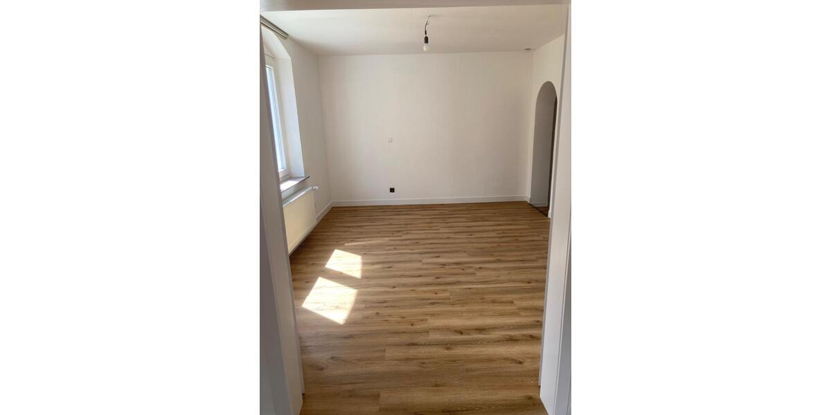 Etagenwohnung Siegen - 3 Zimmer, 60 m&sup2;, 600&euro; | Angebot:26591584