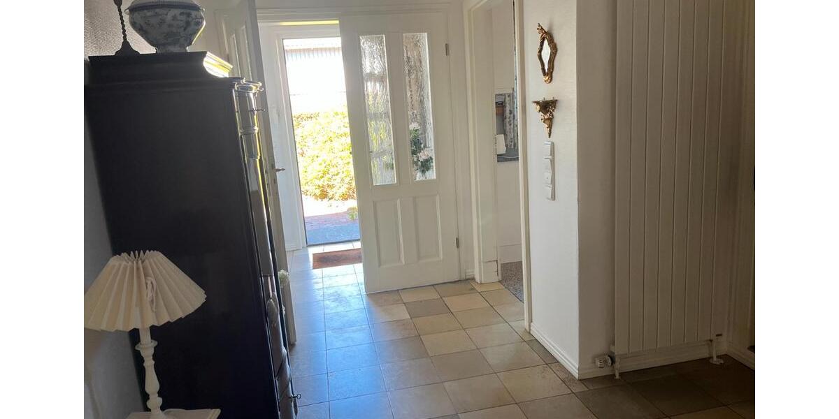 Dachgeschoßwohnung Leck - 3 Zimmer, 50 m&sup2;, 500&euro; | Angebot:25976621