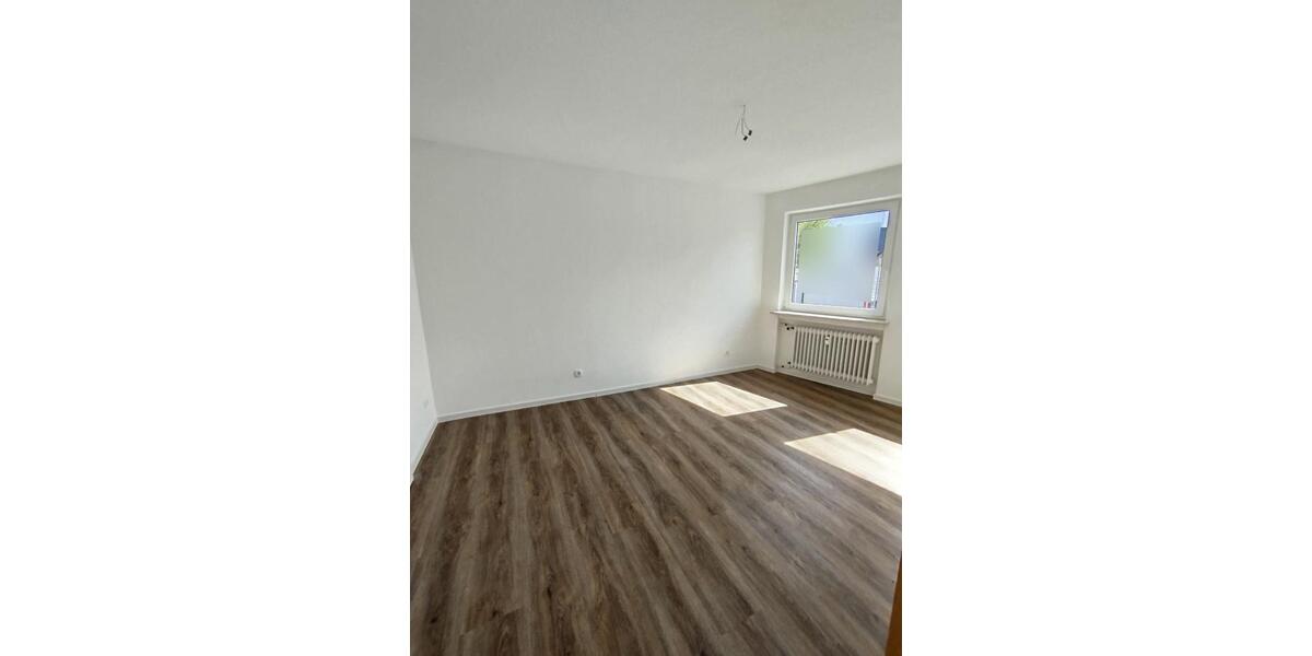 Etagenwohnung Ebersdorf bei Coburg - 3 Zimmer, 80 m&sup2;, 600&euro; | Angebot:25170466