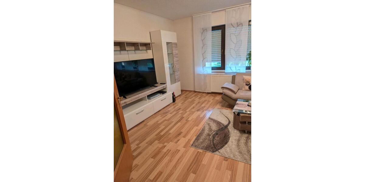 Erdgeschoßwohnung Püttlingen - 2 Zimmer, 70 m&sup2;, 835&euro; | Angebot:26428829
