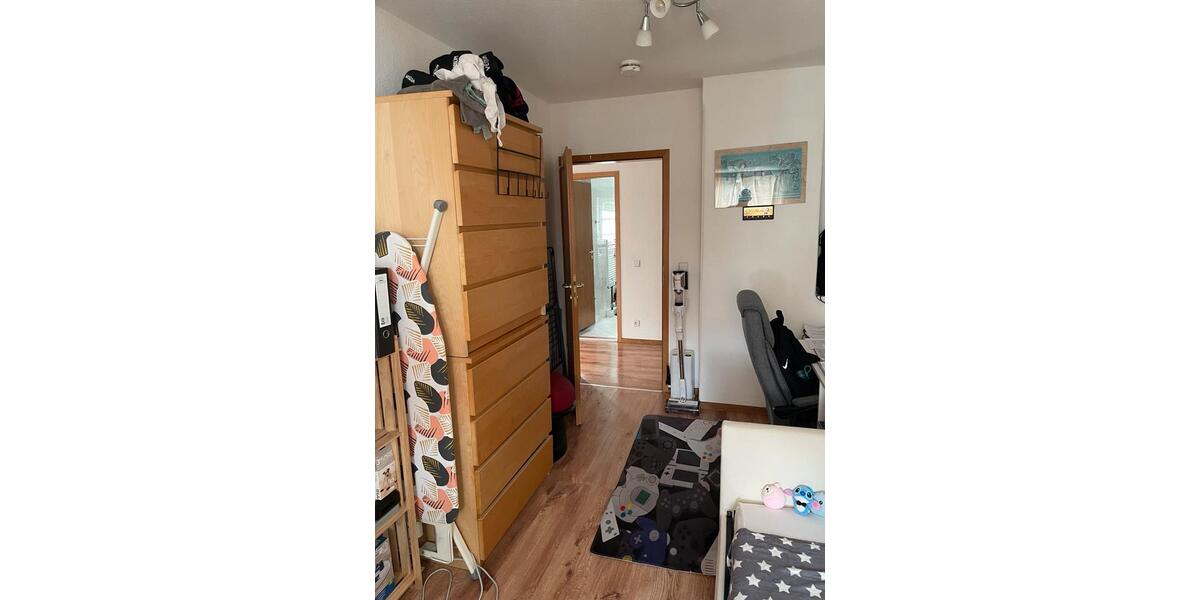 Dachgeschoßwohnung Frankfurt (Oder) - 4 Zimmer, 95 m&sup2;, 1.110&euro; | Angebot:26477855