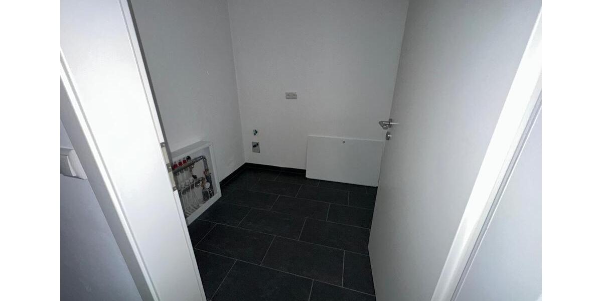 Erdgeschoßwohnung Braunschweig Broitzem - 4 Zimmer, 120 m&sup2;, 1.500&euro; | Angebot:25996108