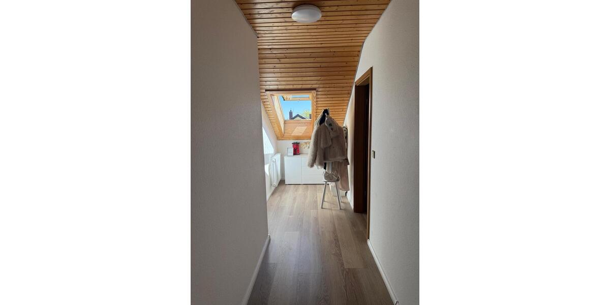Dachgeschoßwohnung Rosenfeld - 2 Zimmer, 71 m&sup2;, 750&euro; | Angebot:26463446