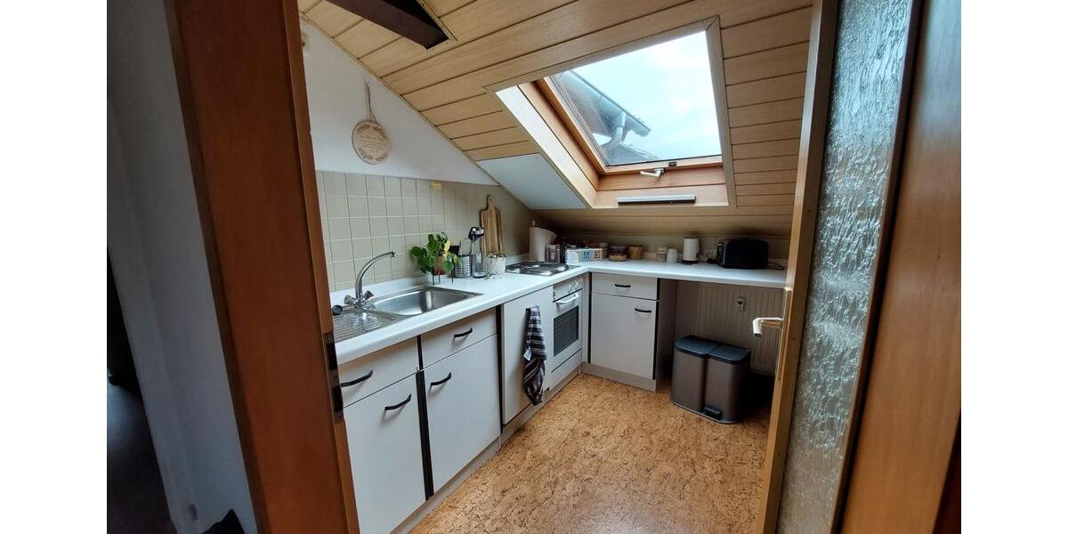Dachgeschoßwohnung Bebra - 2.5 Zimmer, 52 m&sup2;, 370&euro; | Angebot:26645390