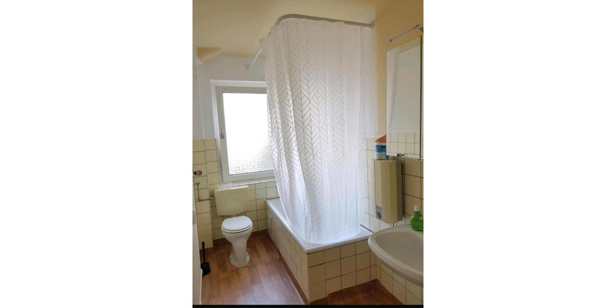 WG-Zimmer Frei 1 zimmer