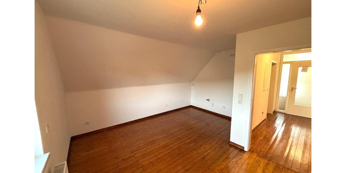 Dachgeschoßwohnung Daun - 2 Zimmer, 53 m&sup2;, 450&euro; | Angebot:24555525