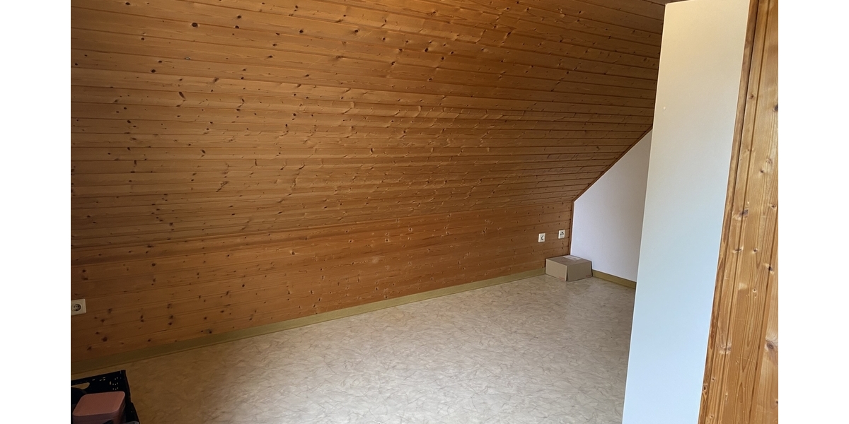 - Dachgeschoßwohnung Papenburg | Angebot:25378075