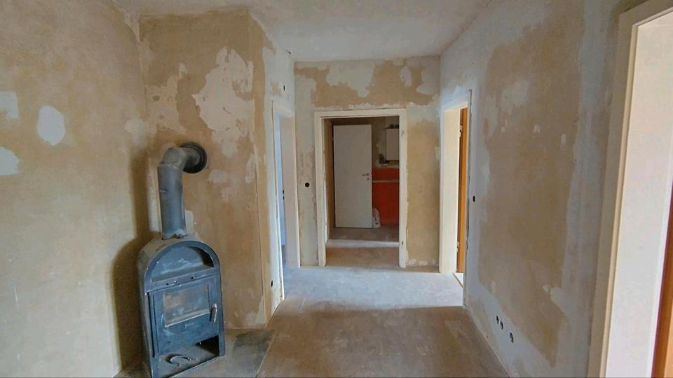 Etagenwohnung Neukirchen - 8 Zimmer, 135 m&sup2;, 1.350&euro; | Angebot:26406482
