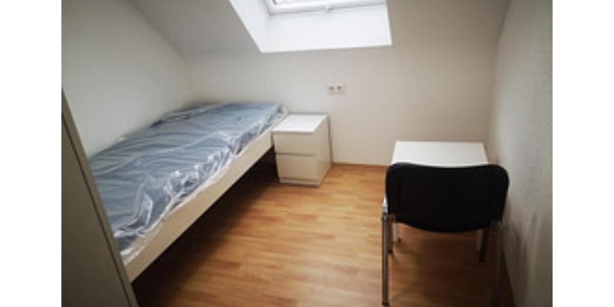 Dachgeschoßwohnung Möckmühl - 1 Zimmer, 8 m&sup2;, 400&euro; | Angebot:24563594
