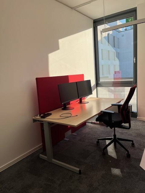 Modernes Büro mit ca. 15m² oder 30 m² zu vermieten - All-in-Miete
