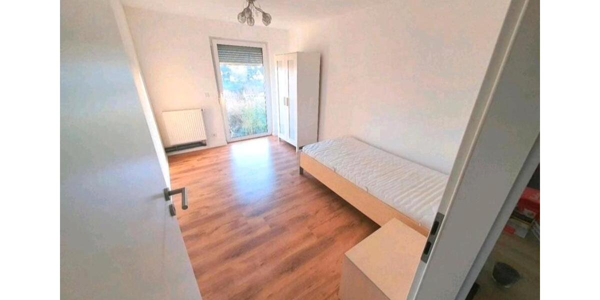 Etagenwohnung Bad Friedrichshall - 1 Zimmer, 15 m&sup2;, 550&euro; | Angebot:24886395