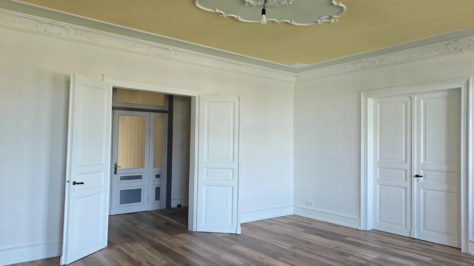 Etagenwohnung Reichelsheim (Odenwald) - 5 Zimmer, 185 m&sup2;, 1.500&euro; | Angebot:25784271