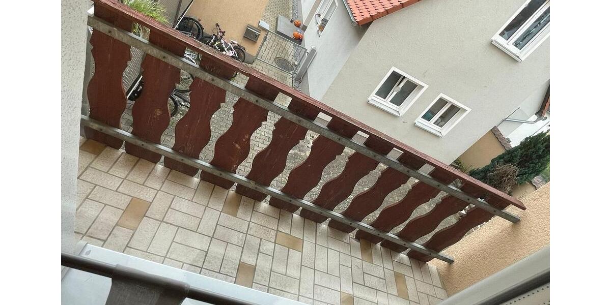 3-Zimmer Nichtraucher-Mietwohnung mit Balkon in Oettingen 3 zimmer